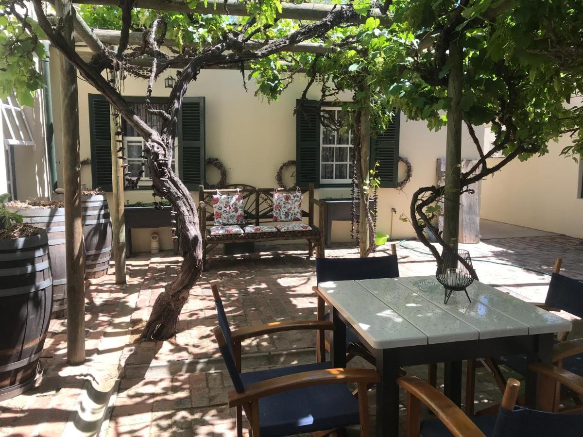 Malherbe Guesthouse Montagu Bagian luar foto